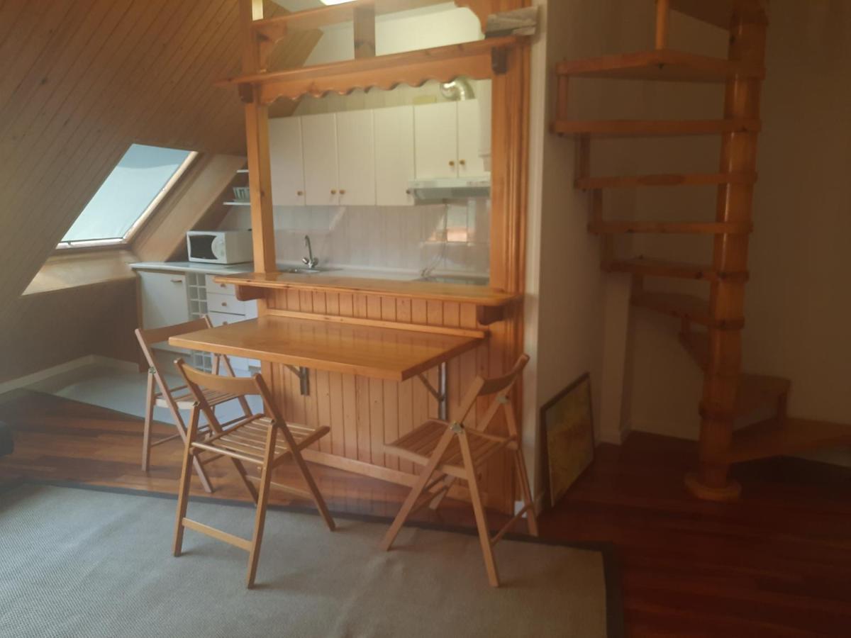 Acogedor Y Calido Apartamento Con Vistas A La Montana 坎弗兰克 外观 照片