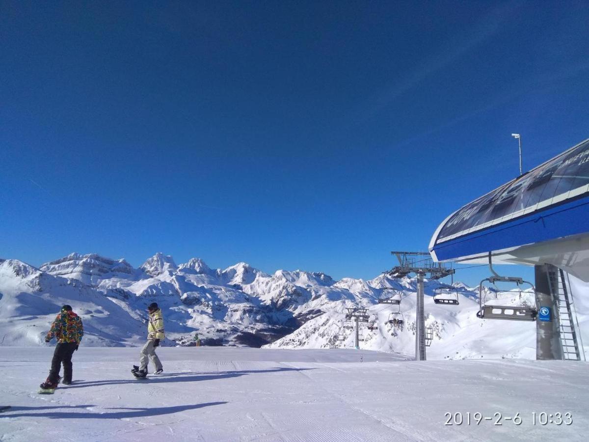 Acogedor Y Calido Apartamento Con Vistas A La Montana 坎弗兰克 外观 照片