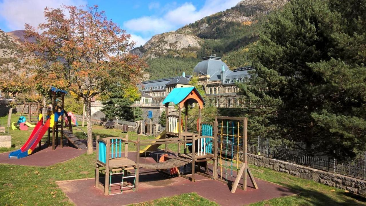 Acogedor Y Calido Apartamento Con Vistas A La Montana 坎弗兰克 外观 照片
